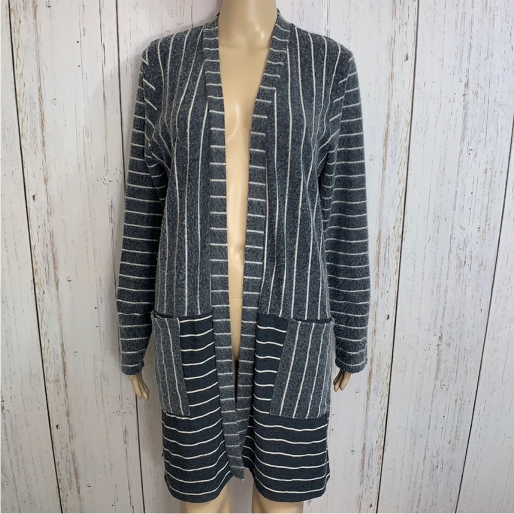 Sinuous Striped Cardigan Open Front Contrasting Material Size Medium